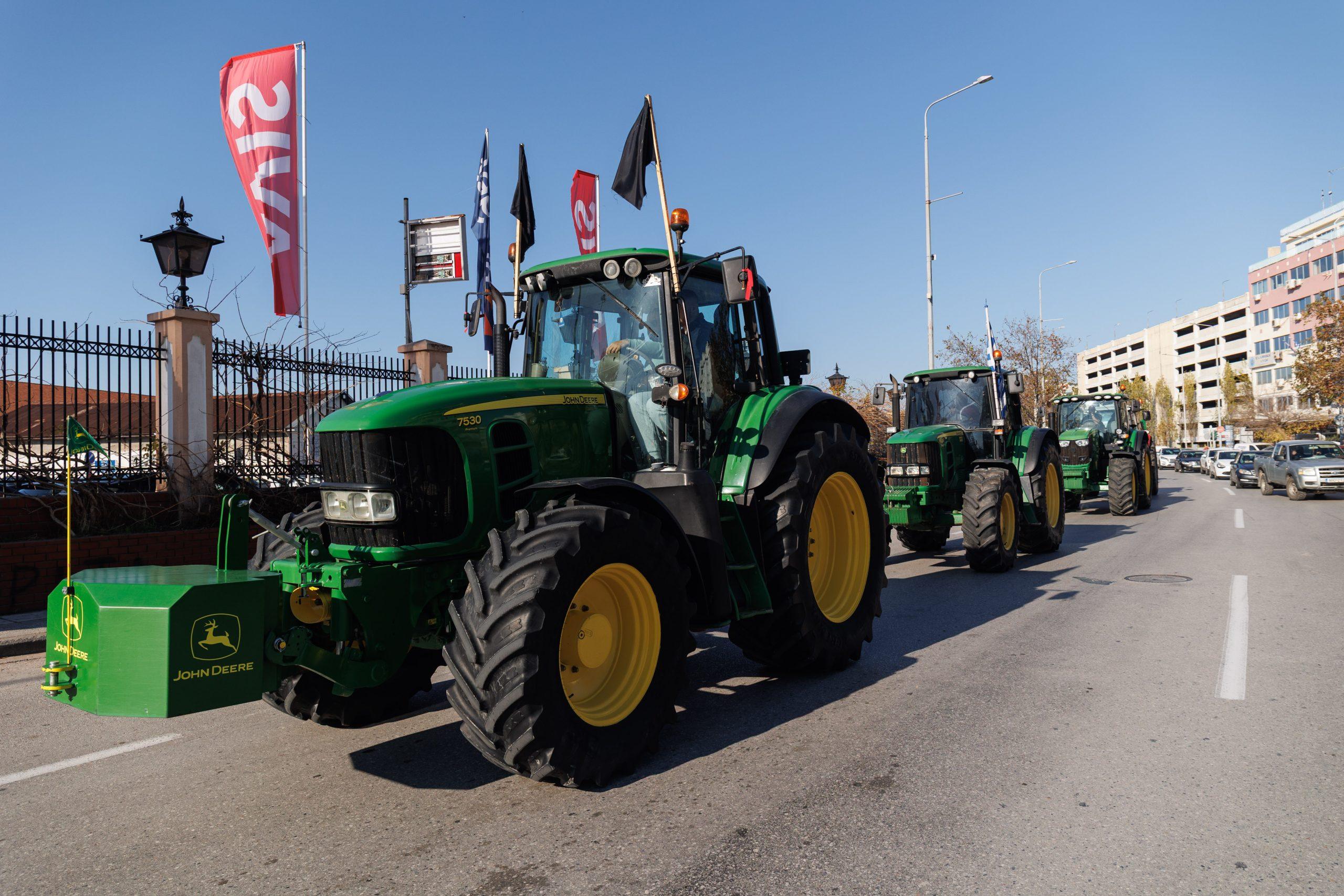 Αγρότες: Ποια αιτήματα κατέληξε η πανελλαδική συνάντηση των μπλόκων