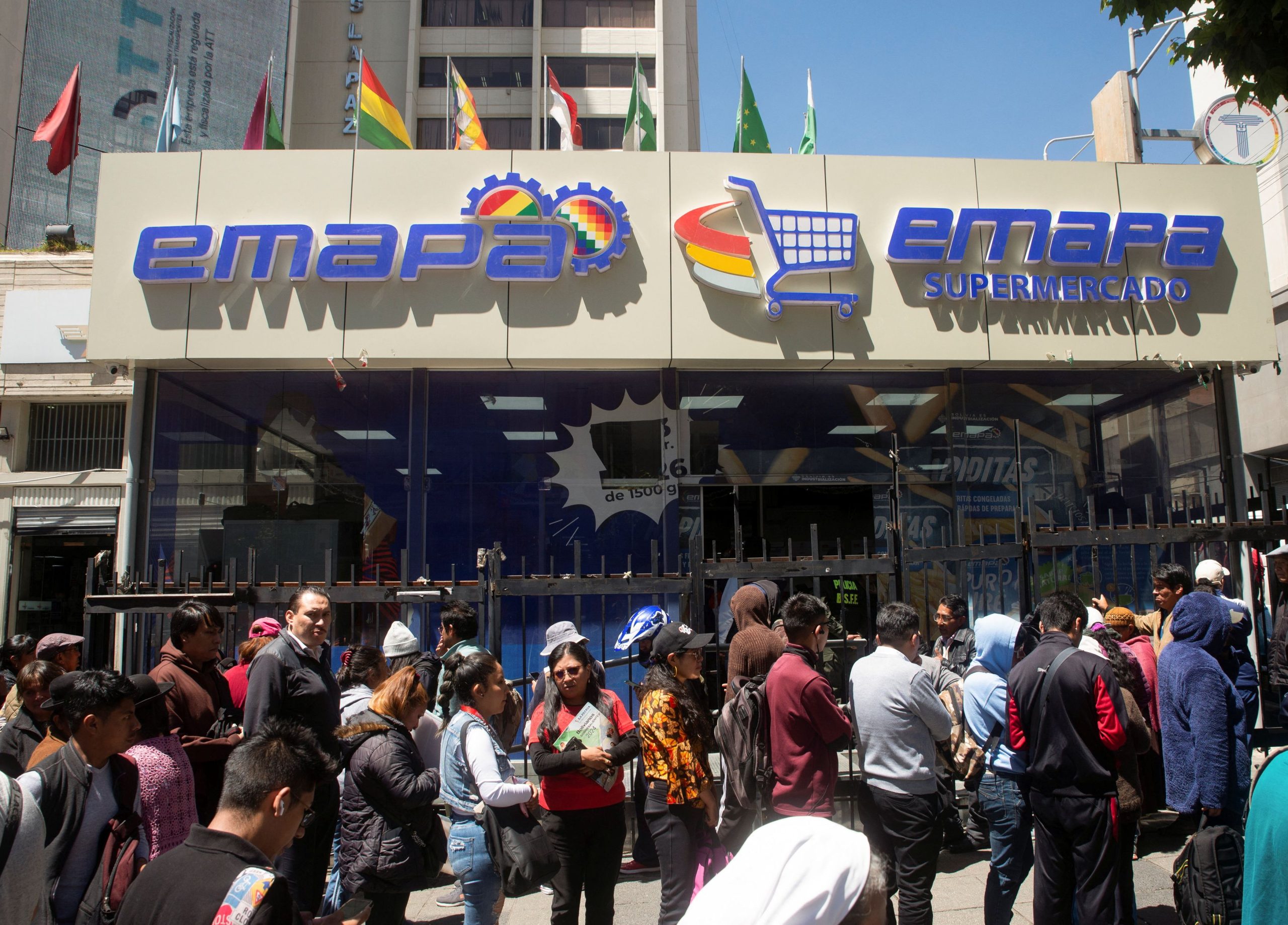 Βολιβία: Παρέλυσαν μεγάλες πόλεις από απεργία στις μεταφορές λόγω ακρίβειας στα καύσιμα