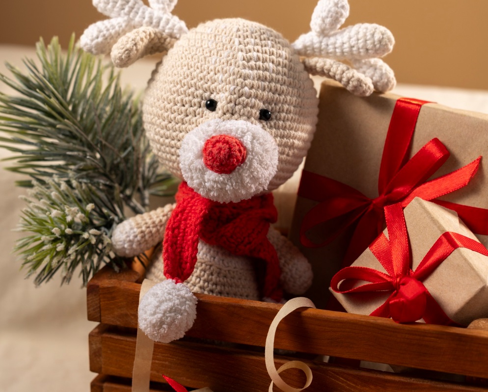 Economist: Οι δασμοί που σχεδόν έκλεψαν τα Χριστούγεννα