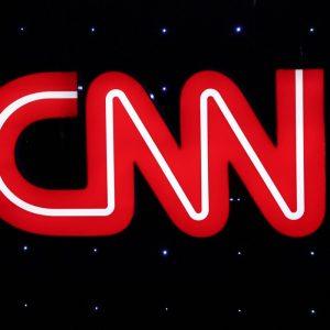 Τραμπ: Ζητά αλλαγή ιδιοκτησίας του CNN εν μέσω πώλησης της Warner Bros