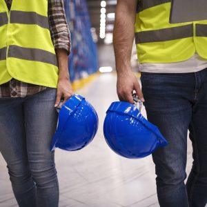 Εργατικό δυναμικό: Μείωση ανεργίας στο 8,2%, πάνω από 40ωρο για 1 στους 2