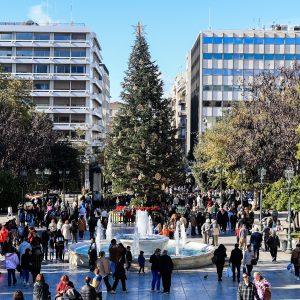 Εορταστικό ωράριο: Ποιες Κυριακές είναι ανοιχτά τα καταστήματα