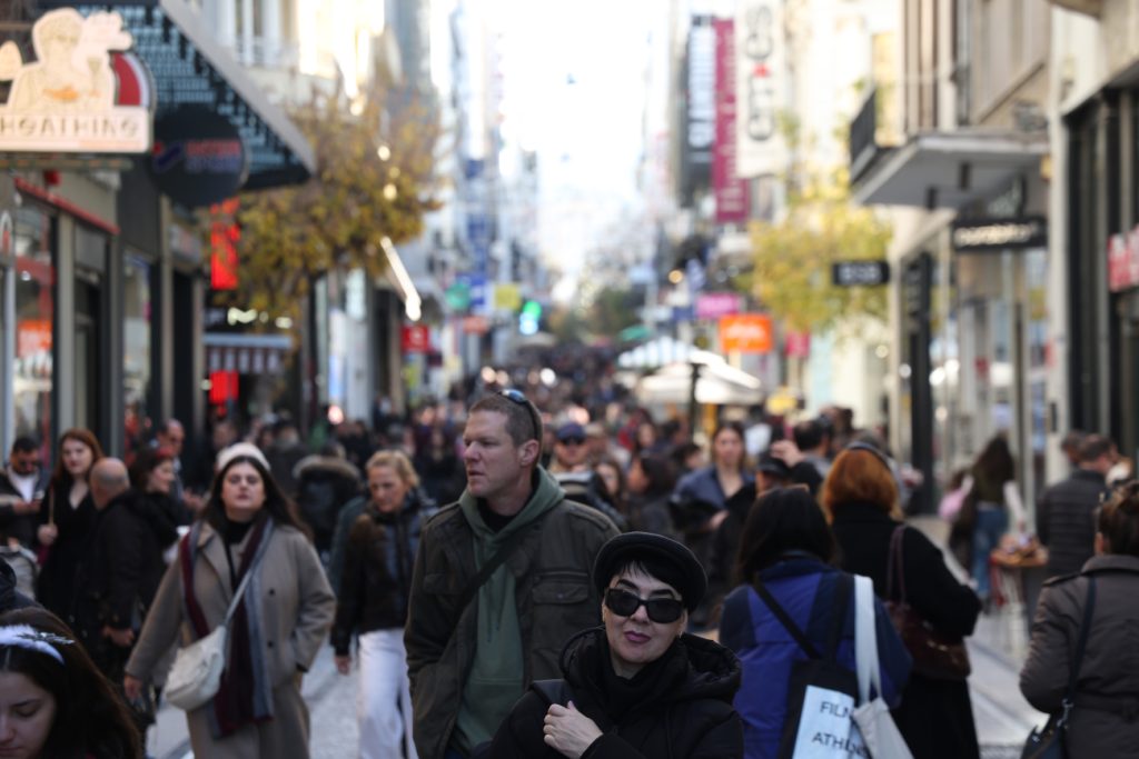 Παραμονή Χριστουγέννων: Ποιες ώρες θα είναι ανοιχτά εμπορικά καταστήματα και σούπερ μάρκετ