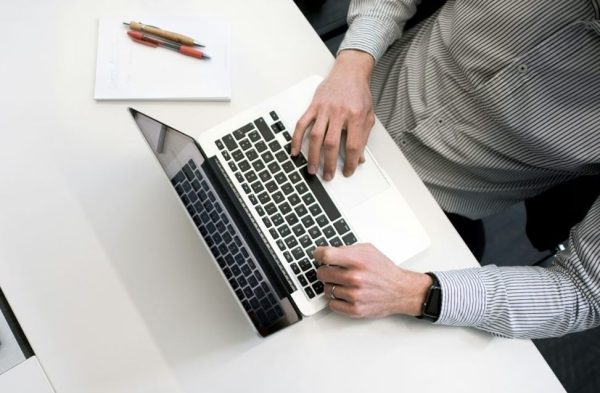 Αγορά PC: Επιστροφή σε τροχιά ανάπτυξης το 2025 με 9% άνοδο