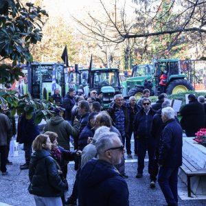 Αγρότες: Τα επόμενα βήματα και οι αποφάσεις μετά τη σύσκεψη στο μπλόκο της Νίκαιας
