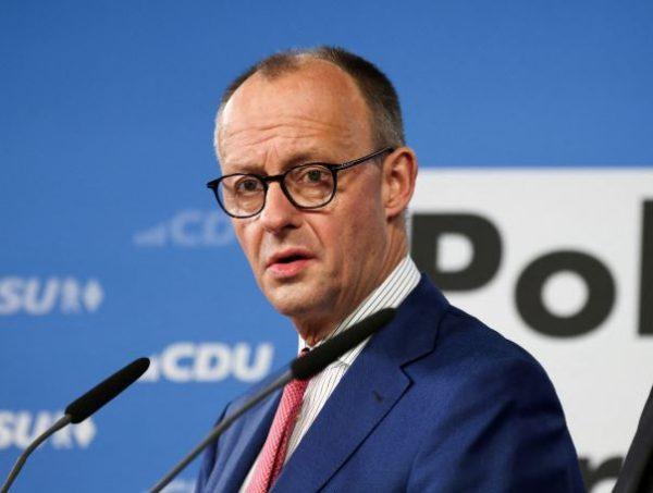 Μερτς για Γροιλανδία: Η ασφάλειά της είναι θέμα του ΝΑΤΟ