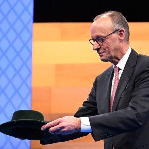 Μερτς: Δεν ζούμε σε πόλεμο, αλλά όχι πλέον και μόνο σε ειρήνη