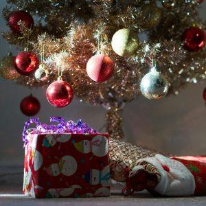 Τεχνητή νοημοσύνη: Η AI αλλάζει τα χριστουγεννιάτικα δώρα, καθώς οι αγοραστές στρέφονται στα chatbots