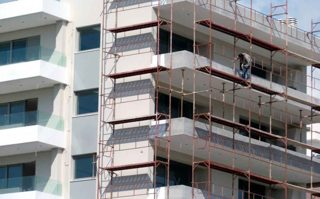 Οικοδομή: Αυξήθηκαν κατά 12,5% οι άδειες τον Σεπτέμβριο [πίνακες]
