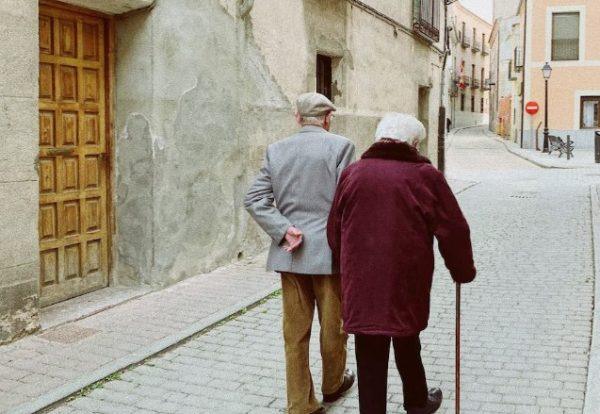 γήρανση πληθυσμού