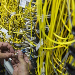 Gigabit Voucher: Πώς θα προλάβετε την επιδότηση 200 ευρώ για οπτική ίνα
