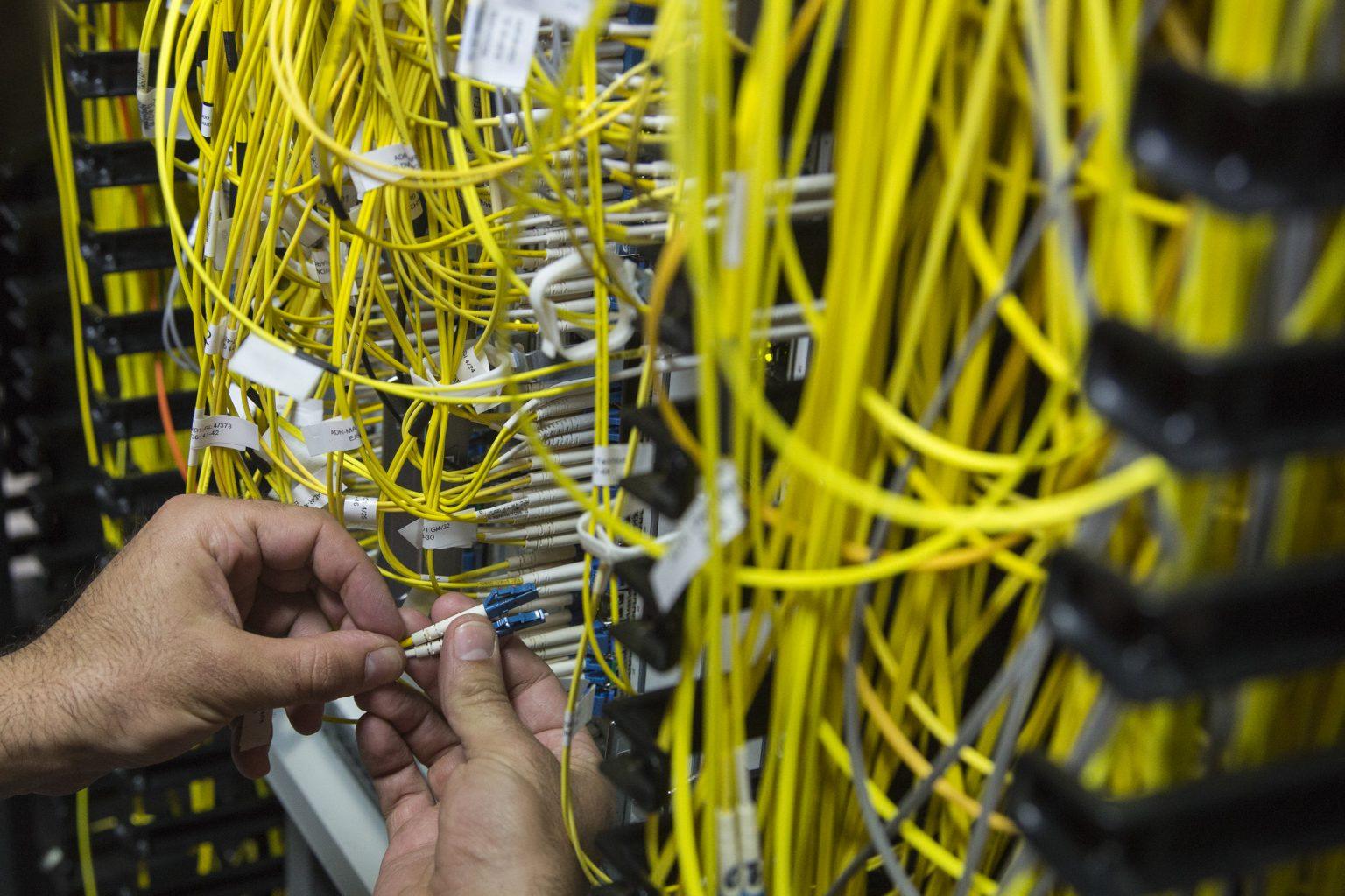 Gigabit Voucher: Πώς θα προλάβετε την επιδότηση 200 ευρώ για οπτική ίνα