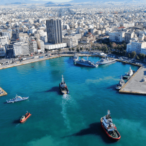 Πειραιάς: Έτοιμος για «απογείωση» μόλις ανοίξει η Ερυθρά Θάλασσα