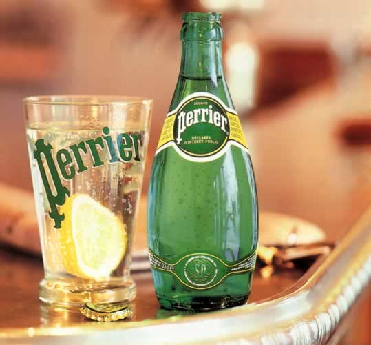 Perrier: Τι αλλάζει στην παραγωγή μετά τους νέους όρους της Γαλλίας