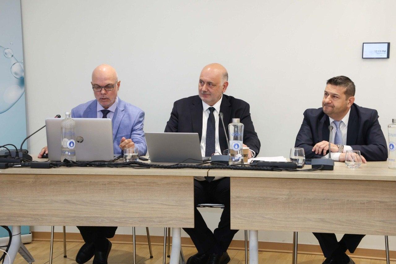 ΕΥΑΘ: «Τρέχει» το placement για το 5%