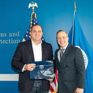 Πιτσιλής – Russo (ΗΠΑ): Διεθνής συνεργασία για την αντιμετώπιση του διασυνοριακού εγκλήματος