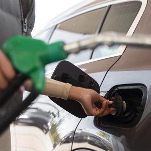 Ιράν: Αυξάνει τις τιμές της βενζίνης για πρώτη φορά από το 2019