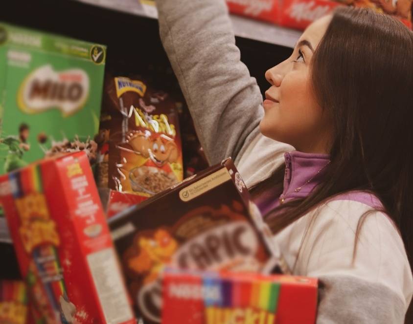 Σούπερ μάρκετ: Το φαινόμενο του «shrinkflation» και η ταχύτατη άνοδος των ιδιωτικής ετικέτας προϊόντων