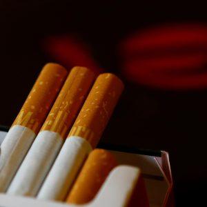 Marlboro: Αυξήσεις τιμών για να κρατηθούν τα κέρδη της Altria το 2026