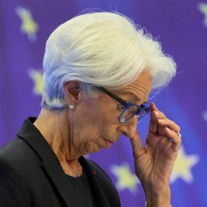 Κριστίν Λαγκάρντ: Πείτε με «Μαντάμ Κρίση»