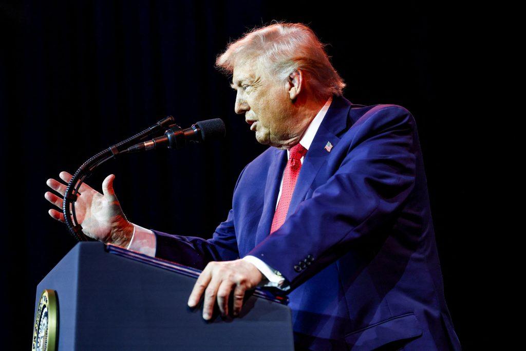 Ιράν: «Η βοήθεια είναι στο δρόμο», λέει ο Τραμπ και καλεί τους Ιρανούς να συνεχίσουν τις διαδηλώσεις