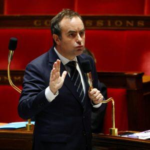 Γαλλία: Η κυβέρνηση επιβιώνει ψηφισμάτων μομφής για τη συμφωνία Mercosur