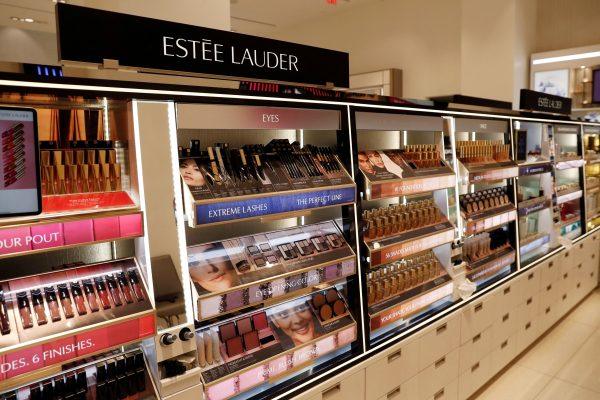 Estée Lauder: Βουτιά μετοχής κατά 20% μετά την ανακοίνωση δασμών 100 εκατ. δολαρίων