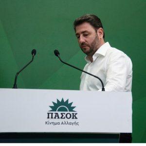 ΠΑΣΟΚ: Η δημοσκοπική πτώση, το συνέδριο και η «ηχώ δωματίου»