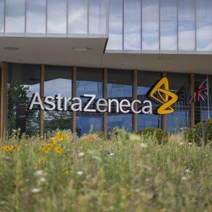 Astra Zeneca: Επένδυση 15 δισ. δολ. στην Κίνα έως το 2030