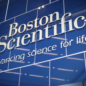Boston Scientific: Αποκτά την Penumbra για 14,5 δισ δολ.