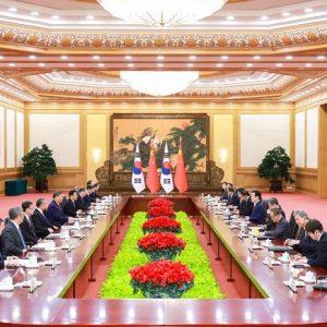 Κίνα: Ενισχύει την οικονομική συνεργασία με την Νότια Κορέα