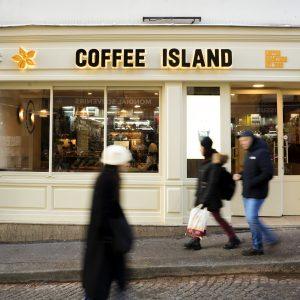 Coffee Island: Επίσημη πρώτη στη γαλλική πρωτεύουσα