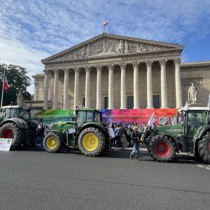 Γαλλία: Συνεχίζουν τις κινητοποιήσεις οι αγρότες