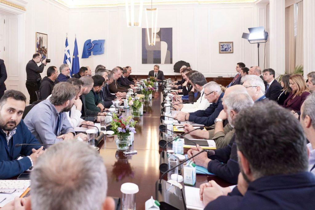 Αγρότες: Ολοκληρώθηκε η συνάντηση με τον Μητσοτάκη – «Η κυβέρνηση συζητάει μόνο τεχνικά ζητήματα»