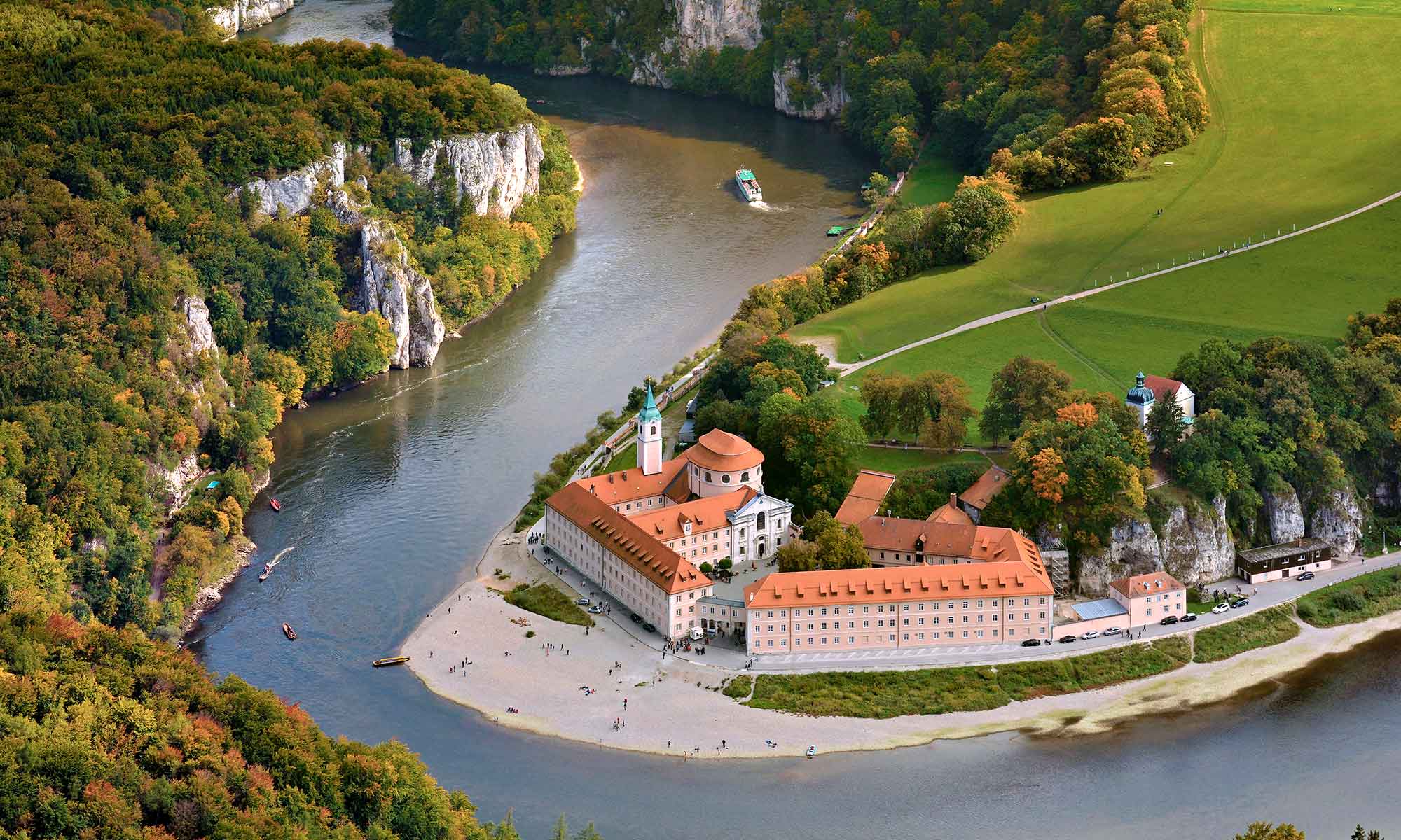 Weltenburg: Η αρχαιότερη ζυθοποιία του κόσμου αλλάζει χέρια – Γιατί καταρρέει η αγορά μπύρας στη Γερμανία