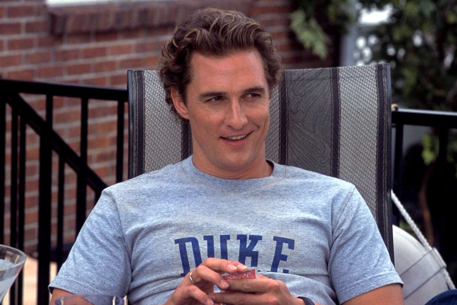 Μάθιου ΜακΚόναχι: Τι σκαρφίστηκε για να προστατευτεί από καταχρήσεις της ΑΙ