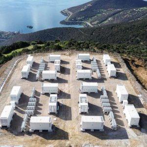 ΥΠΕΝ: Στο επίκεντρο η αποθήκευση ενέργειας – Μπαταρίες 6,8 γιγαβάτ έως το 2030