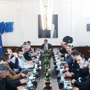 Αγρότες: Με «υποσχέσεις» έφυγαν οι «πρόθυμοι» απ’ του Μαξίμου