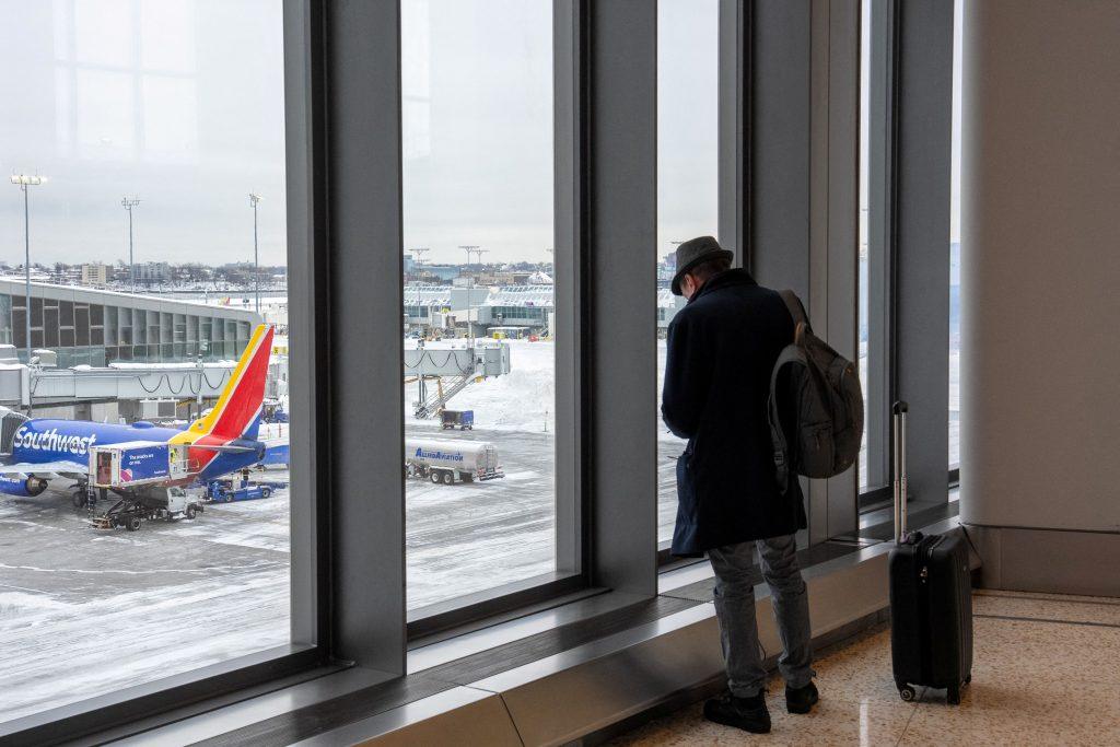 ΗΠΑ: Χειμερινή καταιγίδα προκαλεί χάος στις μετακινήσεις και μαζικές ακυρώσεις πτήσεων