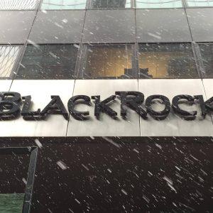 BlackRock: Το ενεργητικό της έφτασε τα 14 τρισ. δολάρια