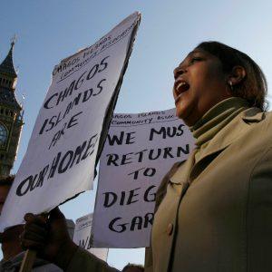 Νήσοι Τσάγκος: Γιατί η Βρετανία αποφάσισε στην παράδοσή τους