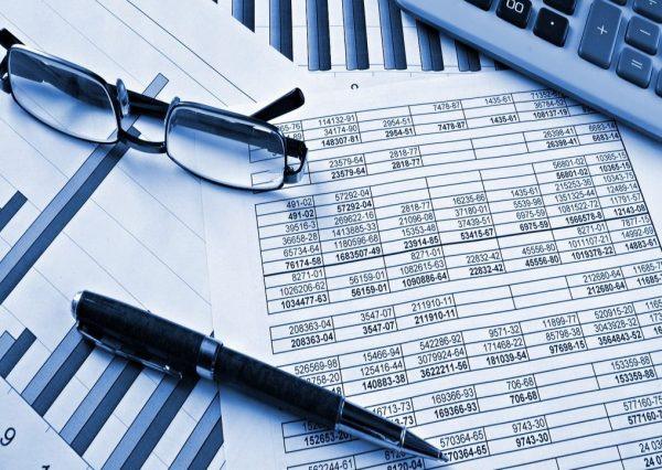 Ρυθμίσεις χρεών: Στο τραπέζι οι 120 δόσεις για ασφαλιστικές οφειλές