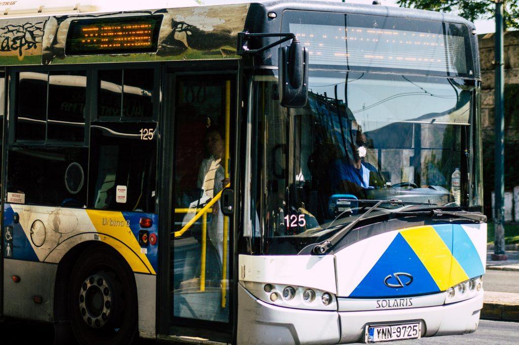 ΟΣΥ: «Ηλεκτρονικός επόπτης» στα λεωφορεία – Πώς θα παρακολουθούνται οι οδηγοί