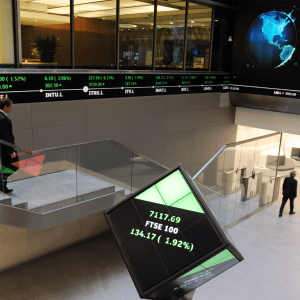 Ευρωπαϊκά Χρηματιστήρια: Έκλεισαν ανοδικά – Αδύναμος ο FTSE 100