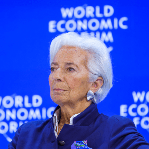 Λαγκάρντ: «Δεν είμαι ακριβώς στην ίδια σελίδα με τον Κάρνει»