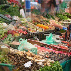 Λαϊκές αγορές: Αλλάζουν με νομοθετική πρωτοβουλία Θεοδωρικάκου – Πώς θα λειτουργούν