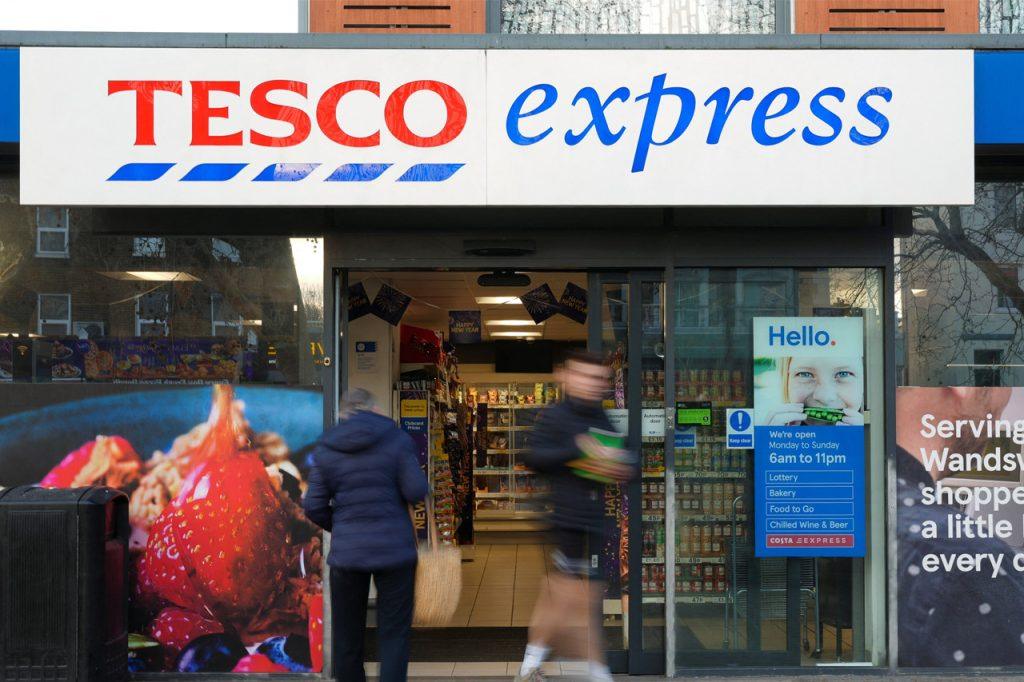 Tesco: Έσπασε τα κοντέρ ο βρετανικός retailer – Τι έκανε τα Χριστούγεννα