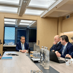 Παπασταύρου: Συνάντηση με τη διοίκηση της ΕΥΑΘ – Τι συζητήθηκε