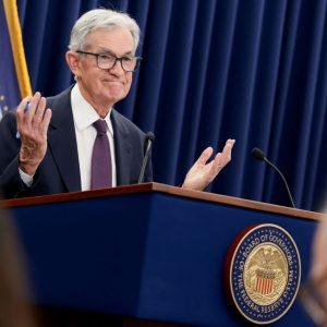 Πάουελ: «Δεν έχω τίποτα για εσάς σήμερα» – Τι είπε για την νομισματική πολιτική, την διαδοχή του και την ανεξαρτησία της Fed