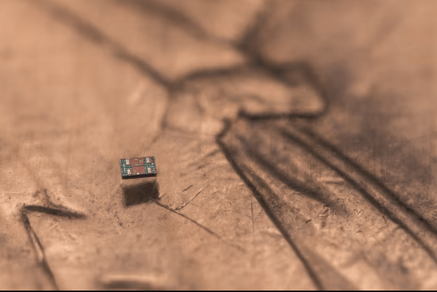 Ρομποτική: Επιστήμονες δημιουργούν ρομπότ μικρότερα από κόκκο άμμου
